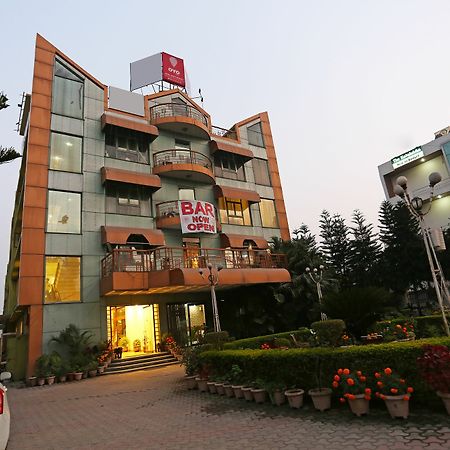 Oyo 10072 Hotel Amrit Regency Dehradun Exterior photo