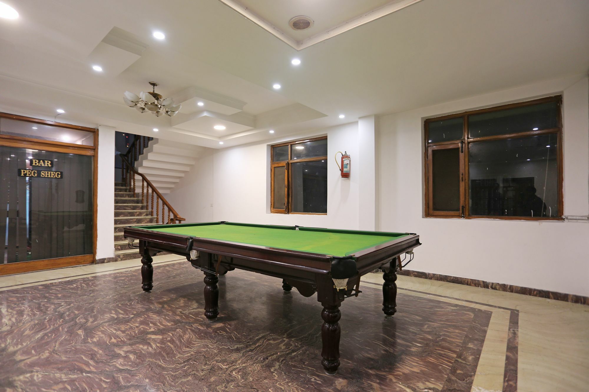 Oyo 10072 Hotel Amrit Regency Dehradun Exterior photo