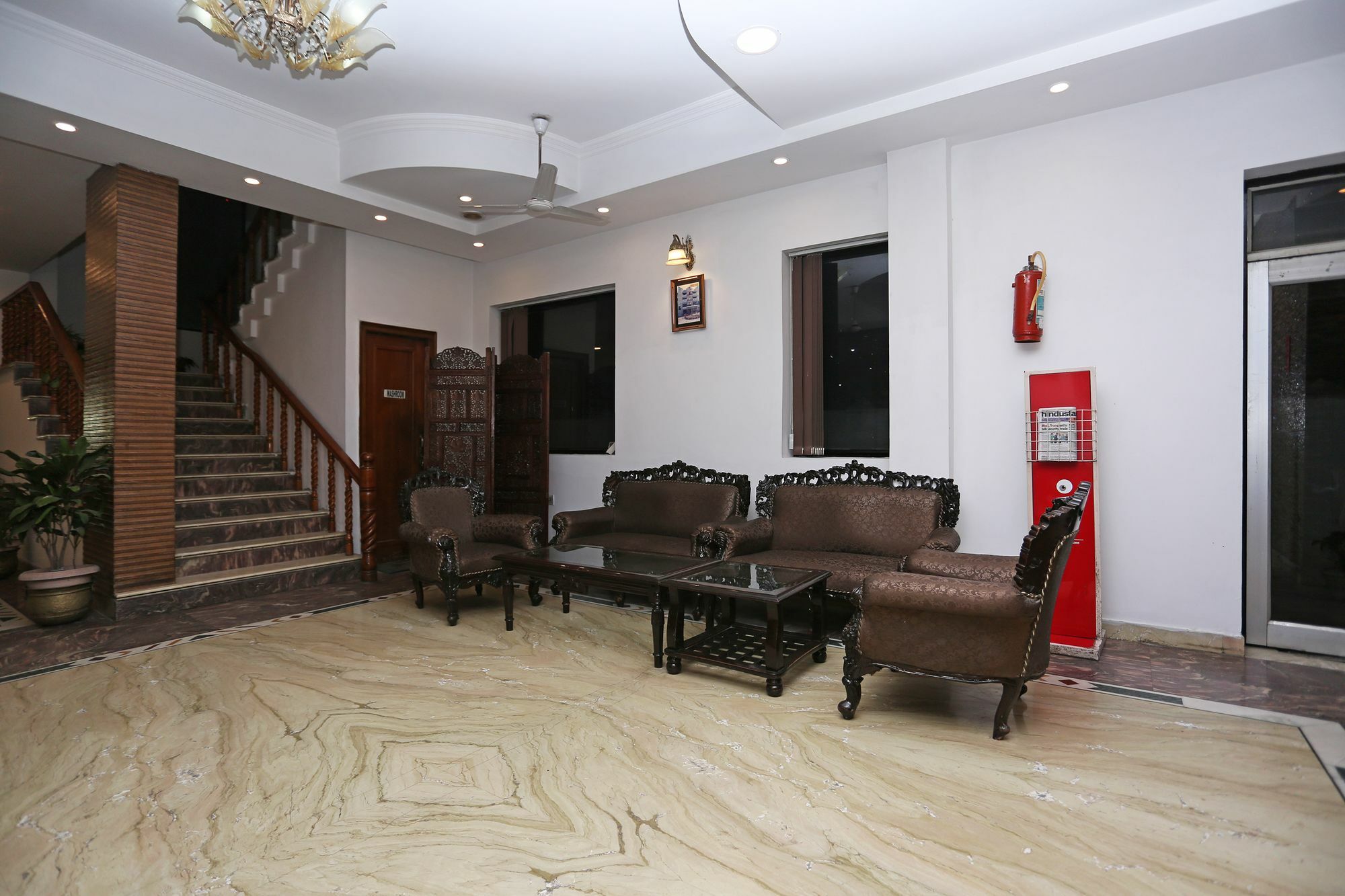 Oyo 10072 Hotel Amrit Regency Dehradun Exterior photo