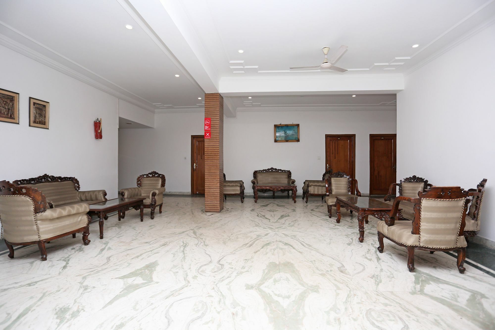 Oyo 10072 Hotel Amrit Regency Dehradun Exterior photo